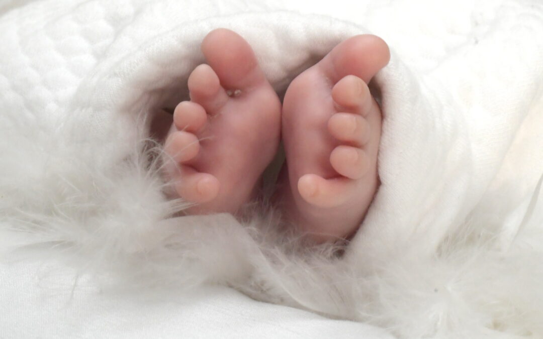 Brasile, neonato dichiarato morto si risveglia due ore dopo nel sacco mortuario