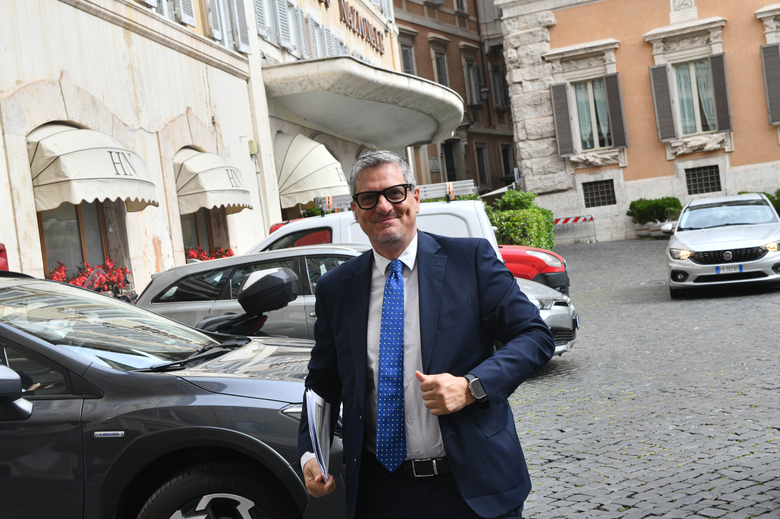 cortei-e-disordini,-barachini:-“sui-social-un-pericolo-democratico.-ha-ragione-crosetto,-e-guerra-ibrida”