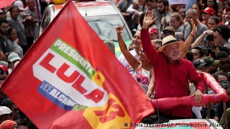 brasile:-lula-batte-bolsonaro-e-si-riconferma-presidente